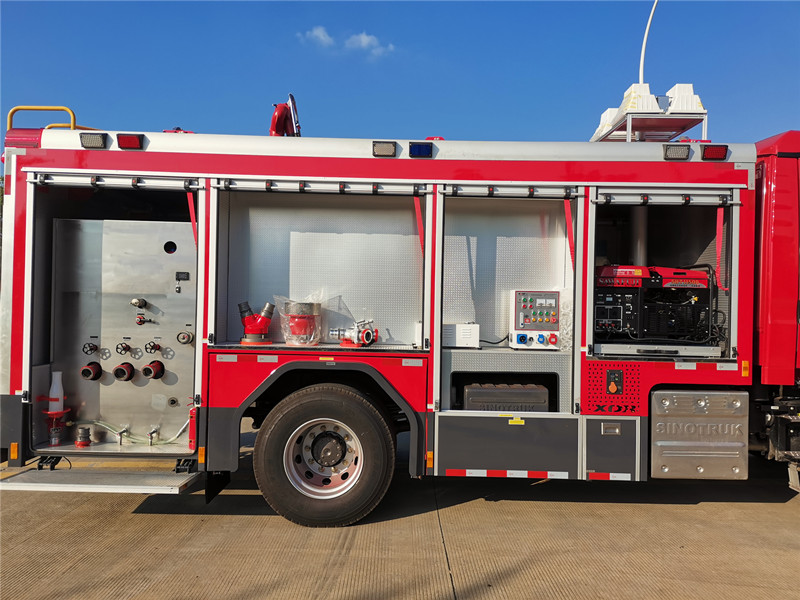 重汽A类泡沫主战消防车